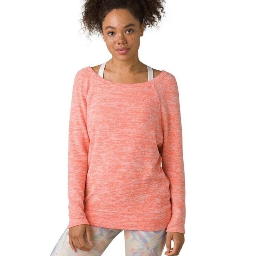 Calvin Klein sweater w/ pockets
